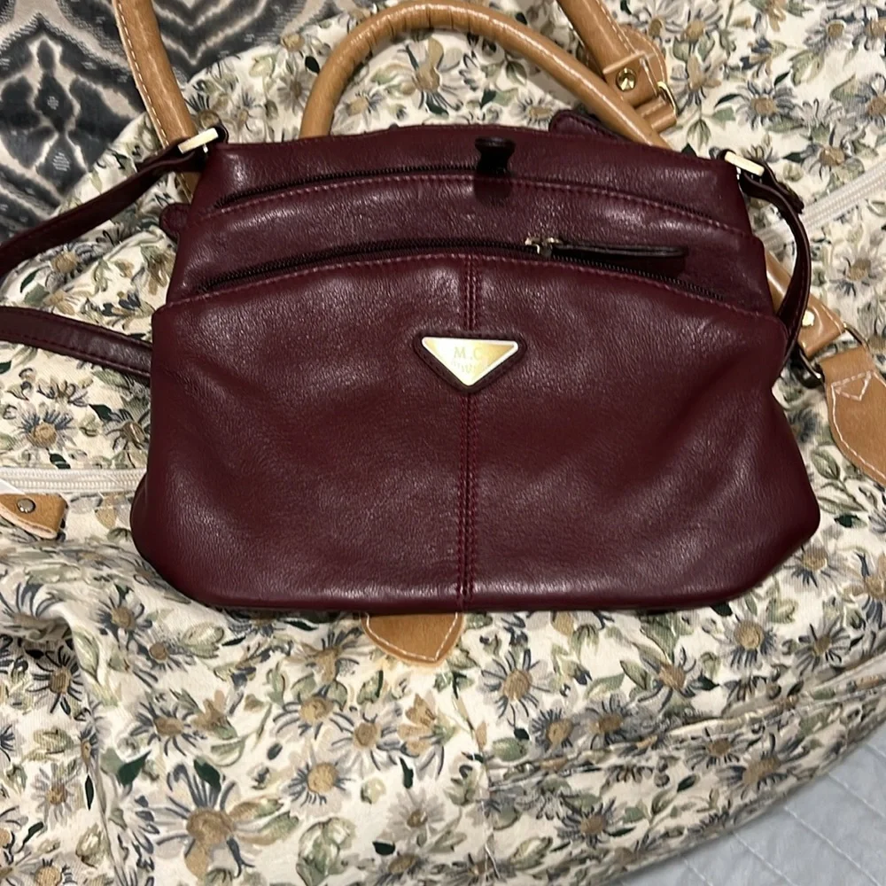 Bundle of 4 totes and 1 purse vintage